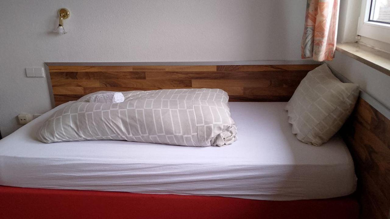 Monteurzimmer - Waldbronn Zewnętrze zdjęcie