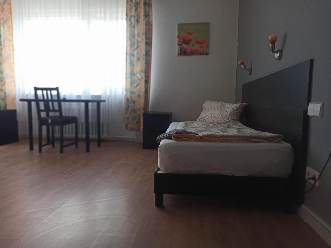 Monteurzimmer - Waldbronn Zewnętrze zdjęcie